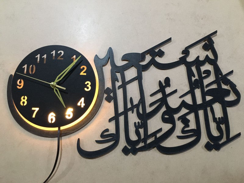 Premium design wooden wall clock